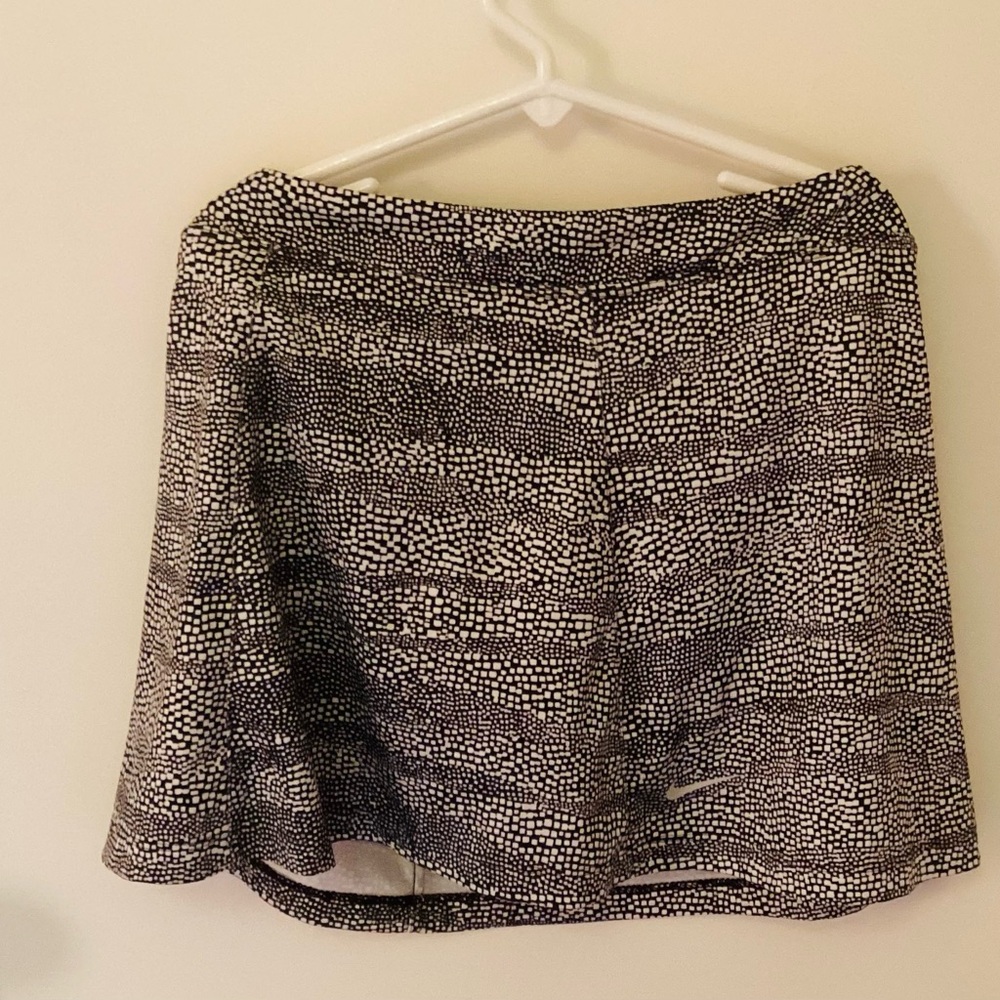Nike Black and White Skort Size Youth Small